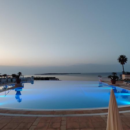 Cannes & More Luaran gambar