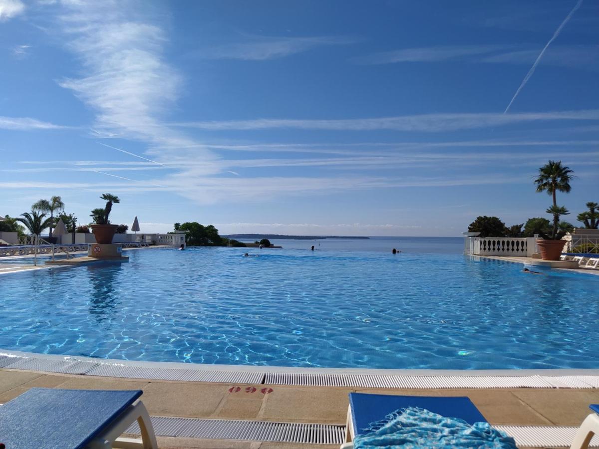 Cannes & More Luaran gambar
